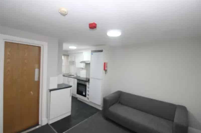 2 Bedroom Flat to Rent