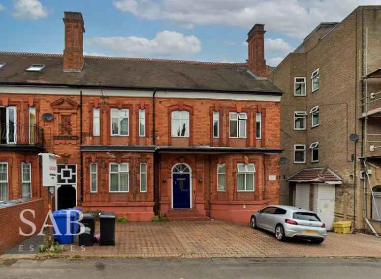 9 bedroom semi-detached house for sale