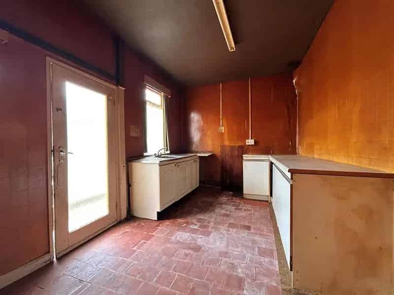3 Bedroom End Terrace House For Sale