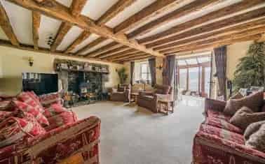 Spacious Family Home with 3.81 Acres in Bridford