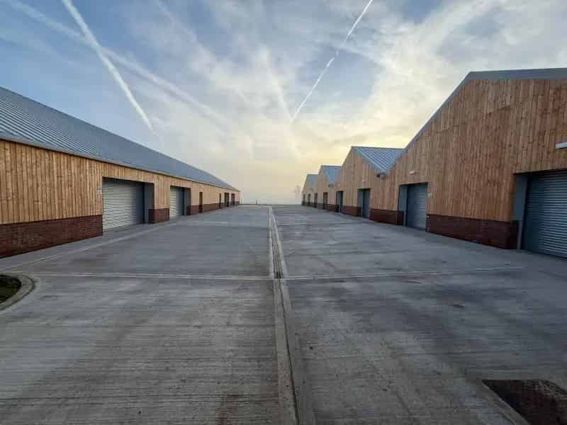 Modern Units near Rochford A127