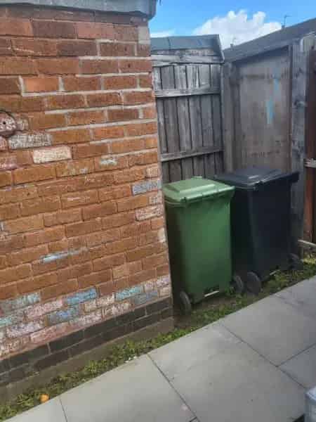 3 Bedroom House with Shed and Outdoor Amenities