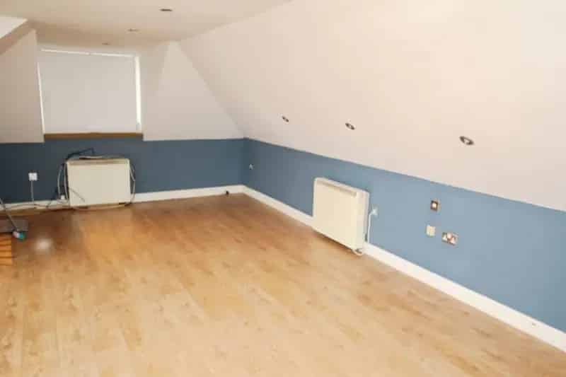2 bedroom flat