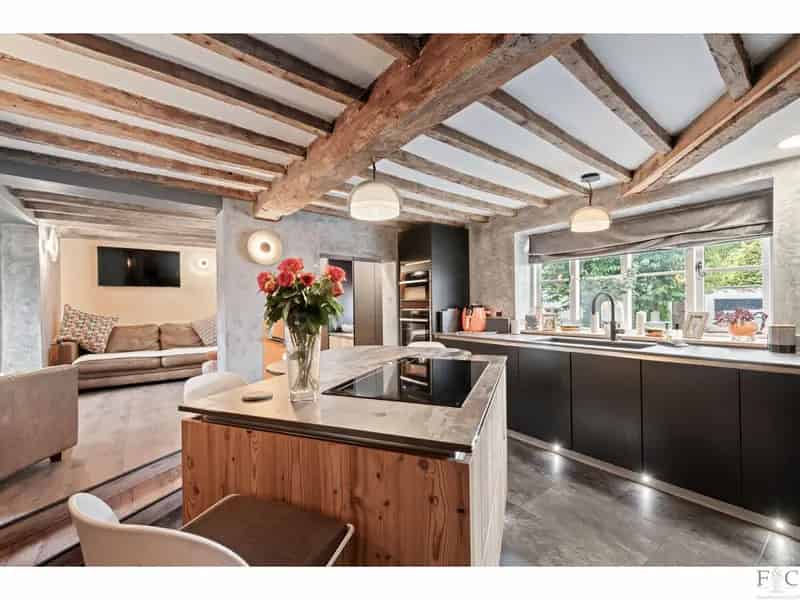 Grade II Listed Farmhouse 6 7 Bedrooms 5 Acres Kibworth Harcourt