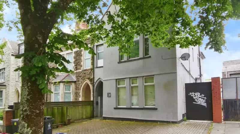 2 Bedroom Flat Cardiff City Centre - NO CHAIN - Investment Opportunity