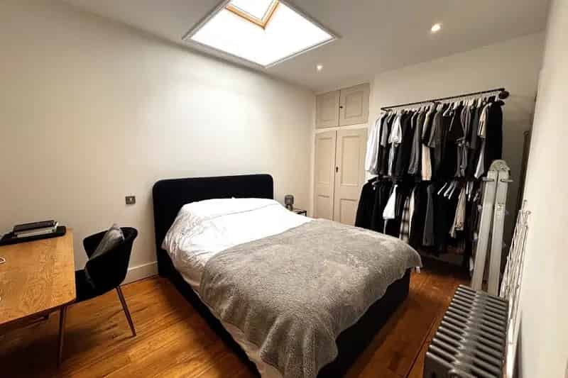 Two Bedroom Furnished Apartment Near Tring Station Zero Deposit Available