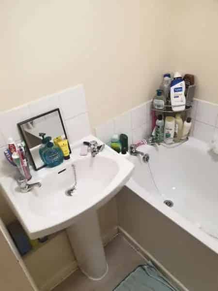 2 Bed Maisonette End Property with Private Gardens and Parking