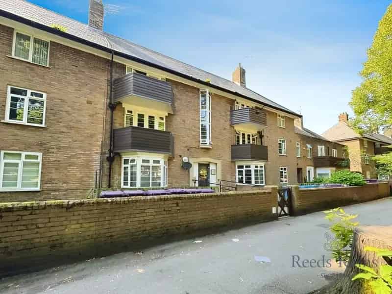 2 Bedroom Flat for Sale Liverpool Merseyside L13 No Onward Chain