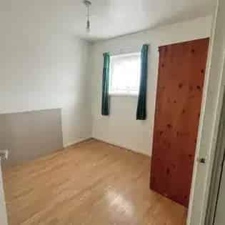 2 rooms room of 137 m² in Birmingham