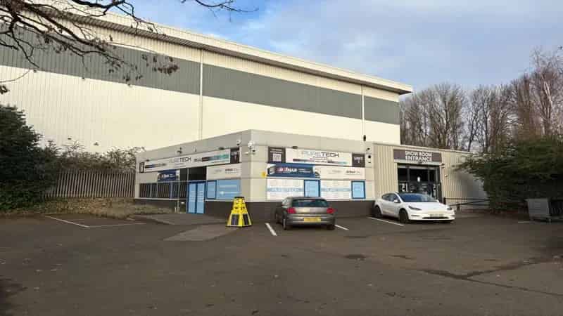 Commercial property For Rent , Trafford, England
