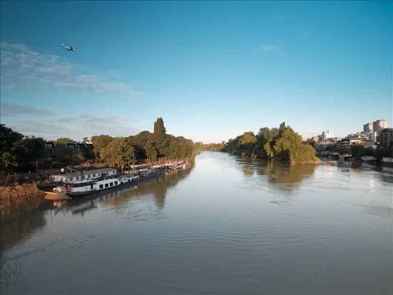 Thames Tidal Moorings Kew - 170m, £140k Turnover, 50 Year Lease