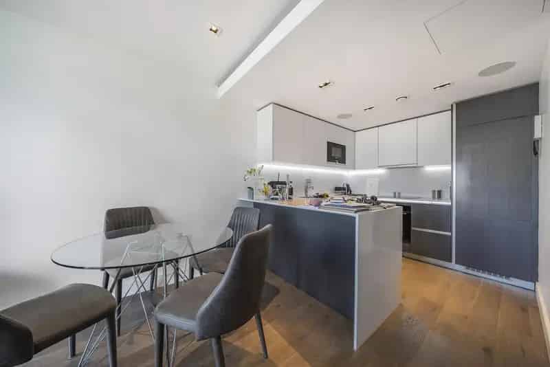 2-Bedroom Flat with Balcony and Parking - 5th Floor
