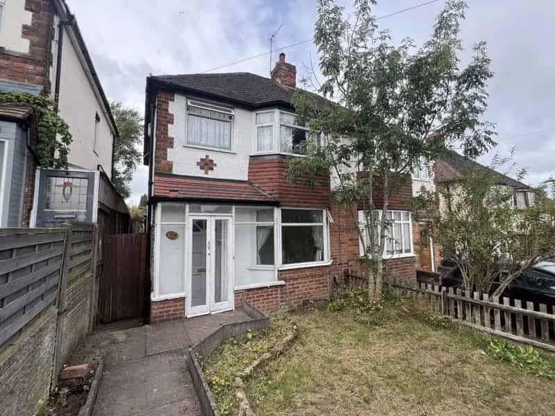 3 Bedroom Semi-Detached House for Sale