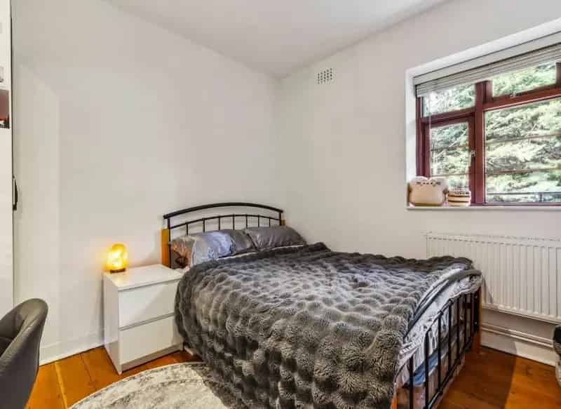 Four Bedroom Flat near Clapham South Balham Private Balcony