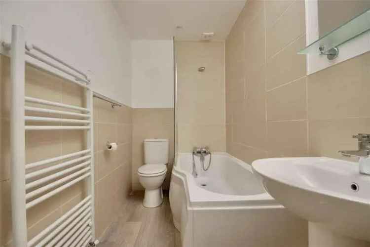 1 Bed Flat for Sale Netley Station Road