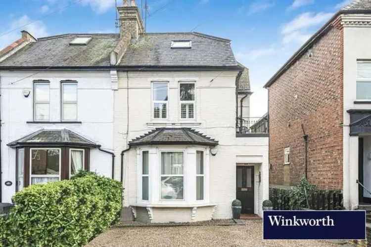 3 Bedroom Victorian Maisonette for Sale