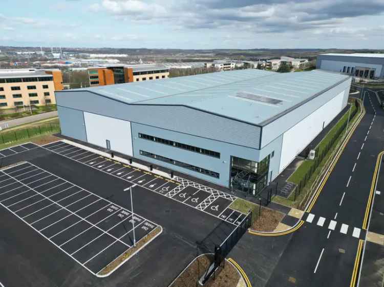 Industrial For Rent in Leeds, England