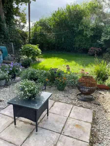 One Bed Bungalow Near Amenities Pets Allowed