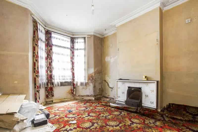 3 Bedroom Semi-Detached House to Rent Hackney E5