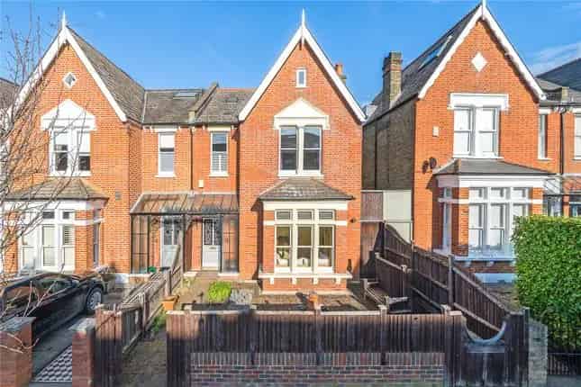 5 Bedroom Victorian House for Sale Near Abbeville Village
