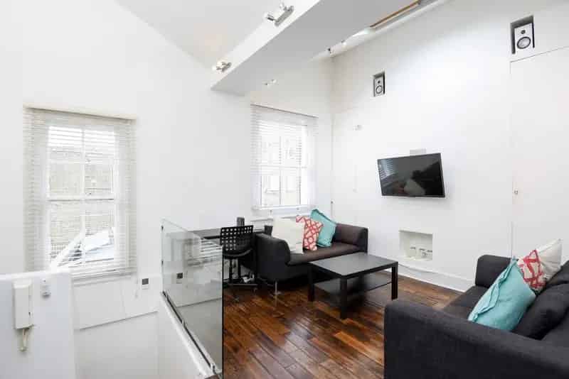 Fulham Broadway One Bedroom Flat Top Floor