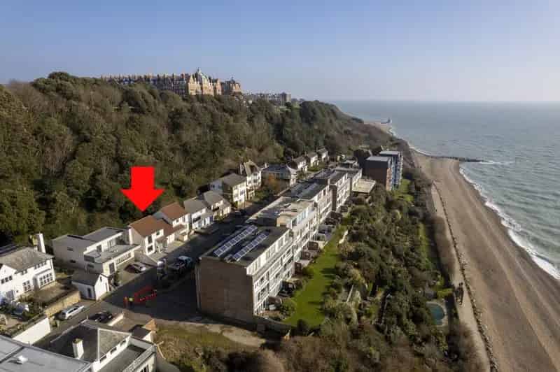 4 Bedroom Detached House for Sale Folkestone Kent