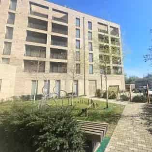 1 Bedroom Flat Brimsdown Top Floor Modern Development Gated Parking