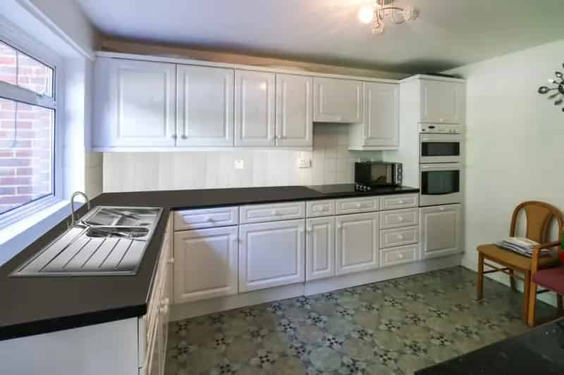1 bedroom House of Multiple Occupation
 To Rent