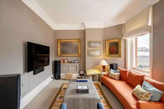 Maisonette for sale in Draycott Place, London SW3