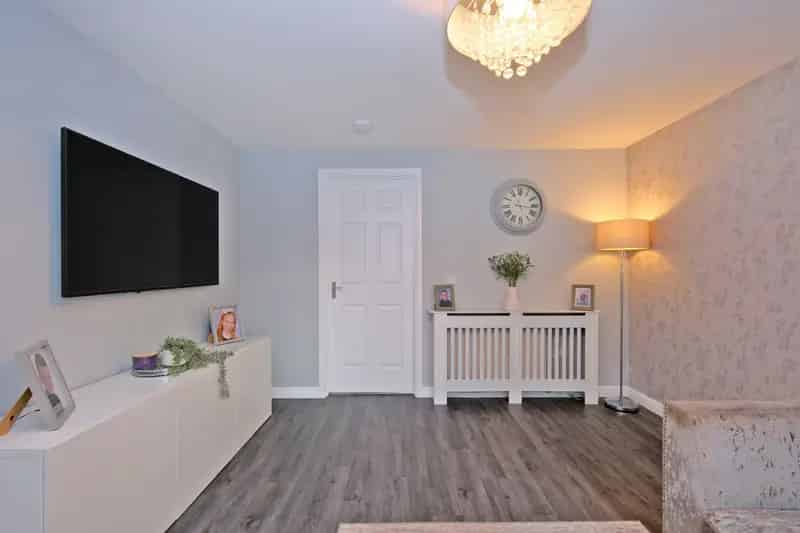 4 Bedroom Semi-Detached House Bucksburn