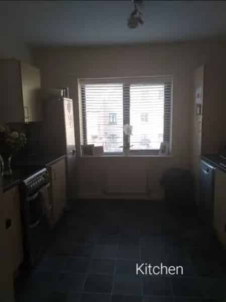34 Bedroom House with Garden and Parking