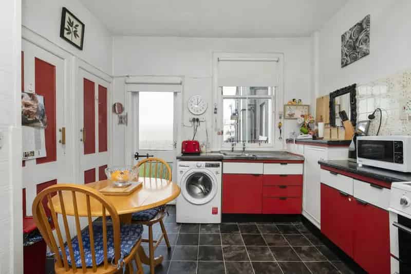 2 Bedroom Flat House to Rent in Gorgie Edinburgh