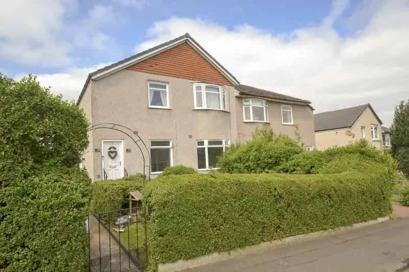 2 Bedroom Flat for Sale South Side Glasgow