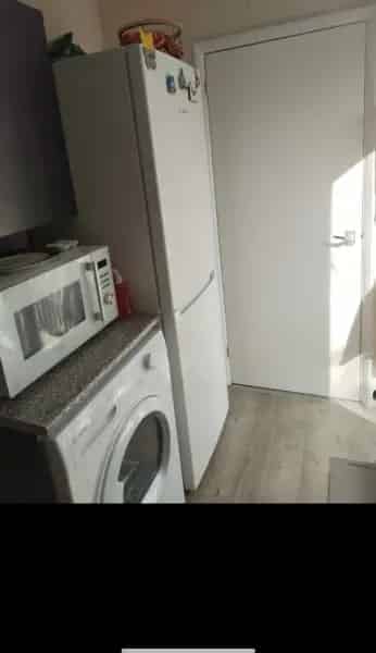2 Bed Semi Detached House Isleworth Near Schools and Transport