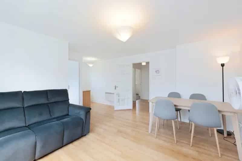 Two-Bedroom Flat in Swallows Development Watford
