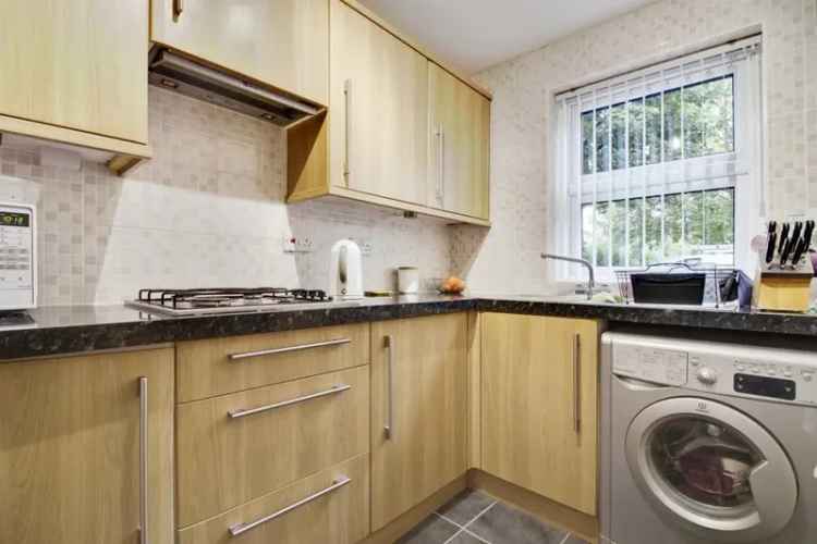 2 Bed End Terrace House Chain Free Garden Garage Parking