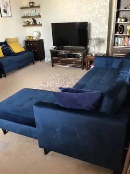 Large Flat Near Queens Park