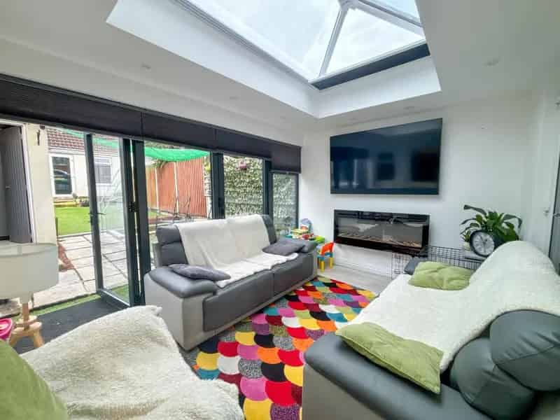 3 Bedroom House For Sale Hardenhuish Road Bristol