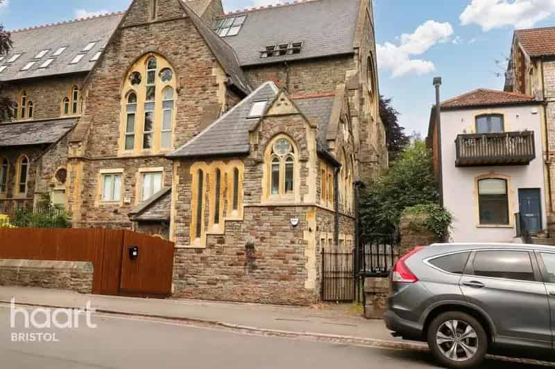 3 Bedroom Apartment to Rent