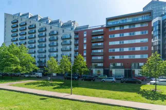 Flat for sale in Glasgow Harbour Terraces, Glasgow G11