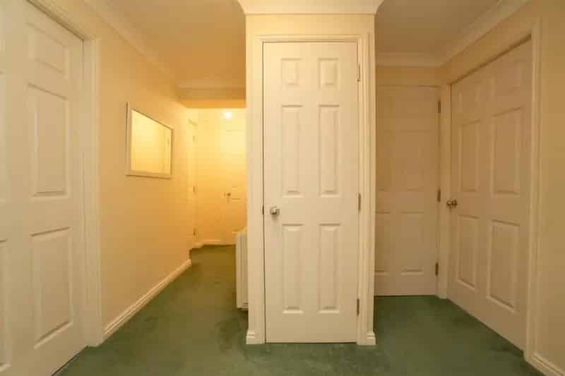 2 Bed Flat for Sale Easingwold Allocated Parking No Onward Chain