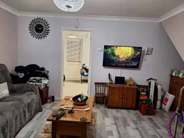 2 Bed Semi Detached House with Extra Bedroom Garage and Garden