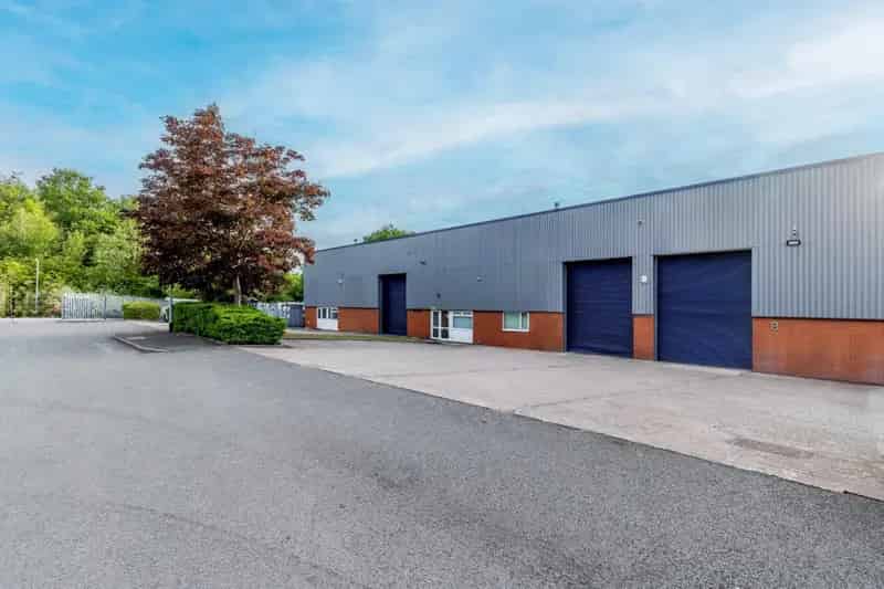 Refurbished Industrial Warehouse Unit To Let