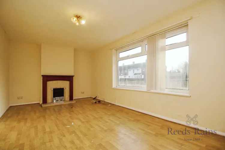 2 Bedroom Semi Detached House For Sale L12