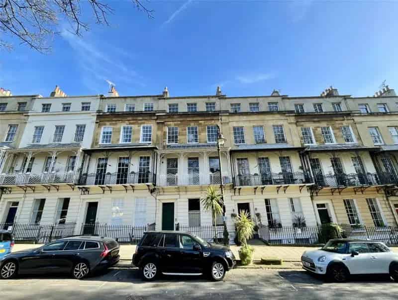 1 Bedroom Apartment Clifton Village Furnished Near Suspension Bridge