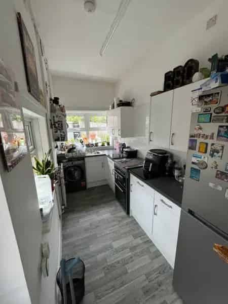 2 Bed House Near City Centre Excellent Transport Links
