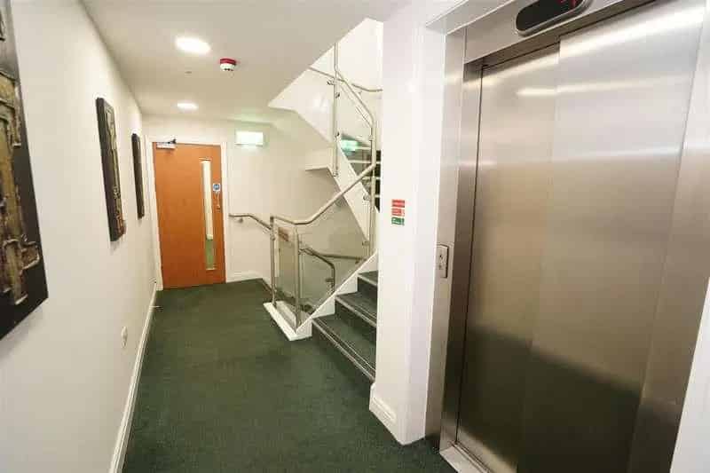 2 Bed Flat for Sale in Heaton - Stunning Apartment with Parking