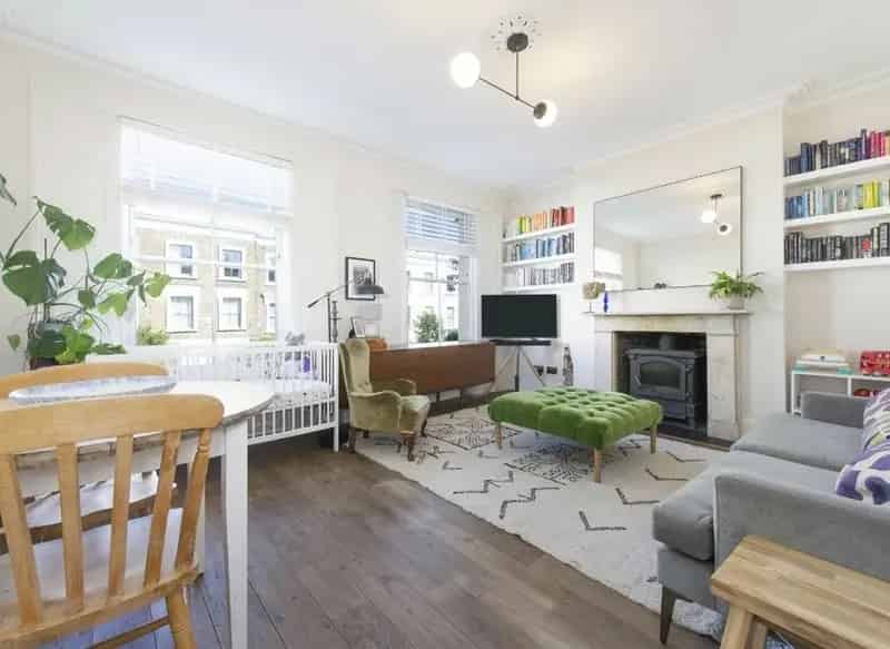 Three Bedroom Split Level Maisonette Victorian Terrace