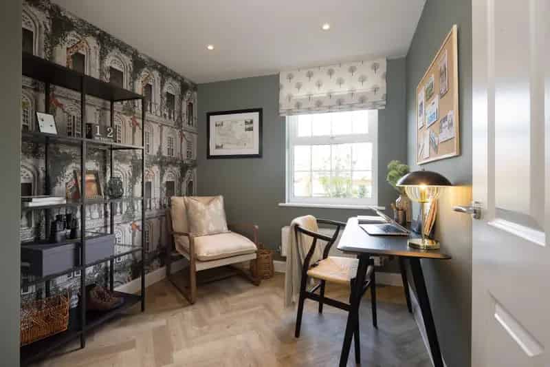4 Bed Detached House for Sale