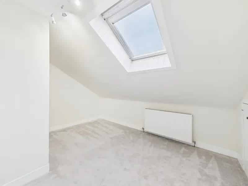 5 Bedroom Apartment for Sale